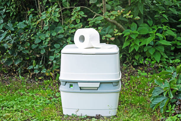 Portable restroom solutions in Lewistown, IL